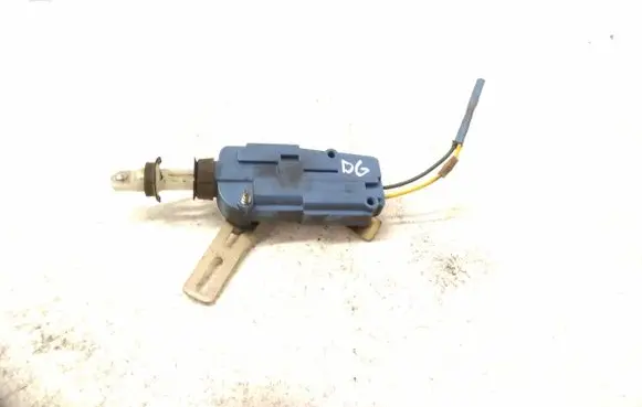 Citroen Berlingo Central locking motor ZL012583634