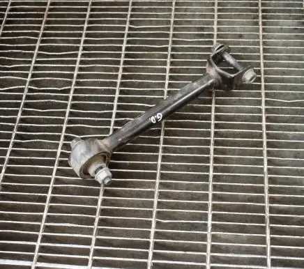 Tesla Model 3 Rear upper control arm/wishbone 104442100G