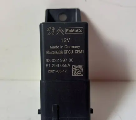 Citroen C4 II Picasso Glow plug pre-heat relay 9803299780 51299058A
