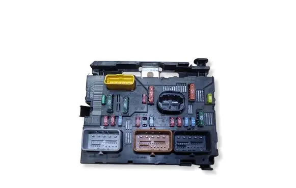 Citroen C2 Fuse module 9661707880