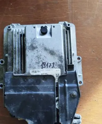 Ford Mondeo Mk III Engine control unit/module 8g9112a650el