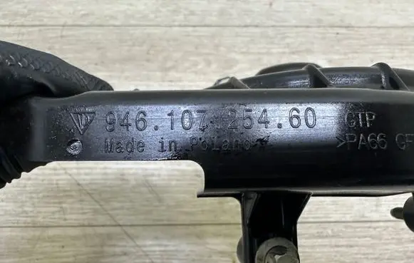 Porsche Macan (95B) other engine part 94610725460 94610725461