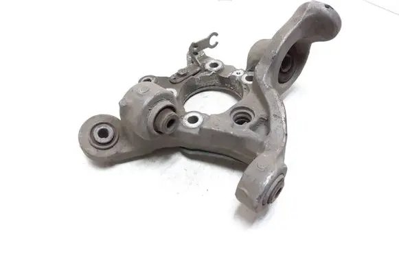 Volvo V70 Rear wheel hub 9200624