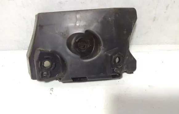 Seat Altea XL Front bumper mounting bracket 5P0807184A