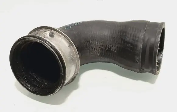 Volkswagen Polo IV 9N3 Intercooler hose/pipe 6Q0145838N