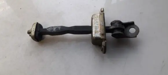 Nissan Almera Rear door check strap stopper