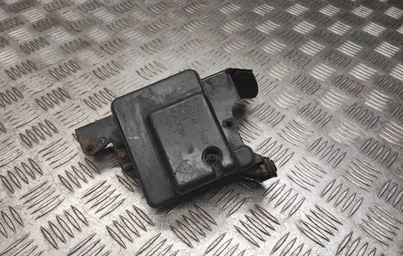 Ford Focus Vacuum air tank 1S4Q9E453AB P108A