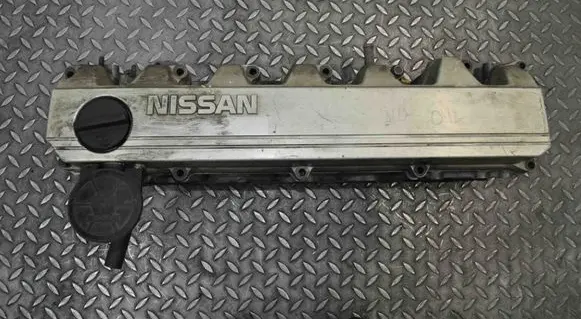 Nissan NP300 Engine head 