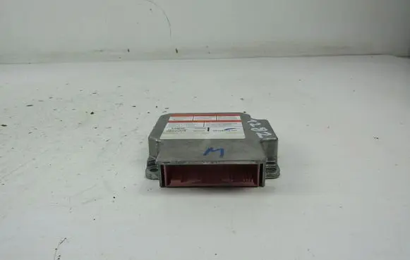 Suzuki Swift I Airbag control unit/module 
