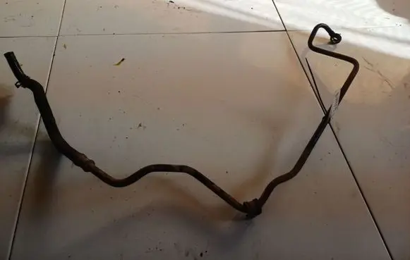 Volkswagen Golf IV Power steering hose/pipe/line 