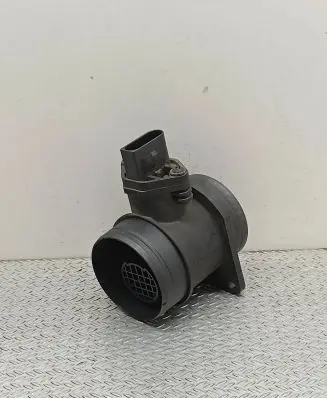 Volkswagen Golf V Mass air flow meter 038906461B 0281002531