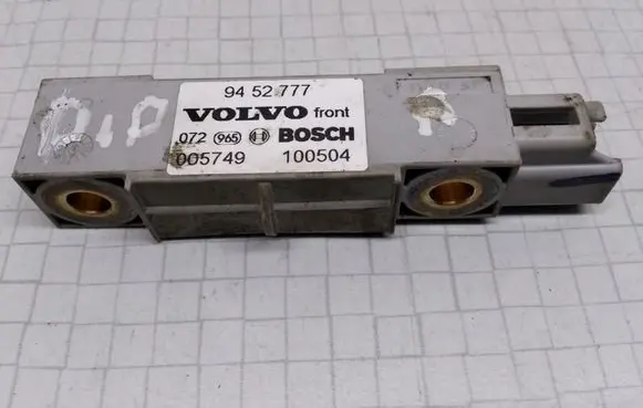 Volvo V70 Airbag deployment crash/impact sensor 9452777 005749 100504