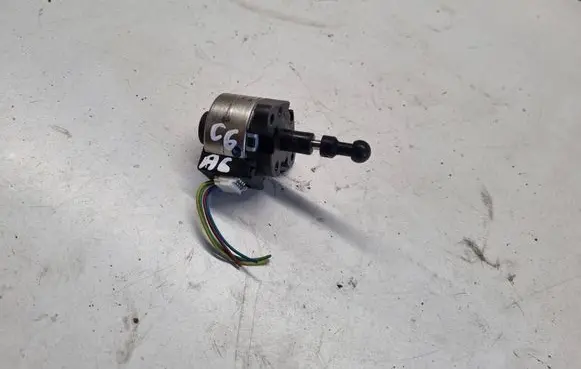 Audi A6 S6 C6 4F Headlight level adjustment motor 16343900