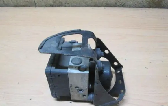 Volkswagen Sharan ABS Pump