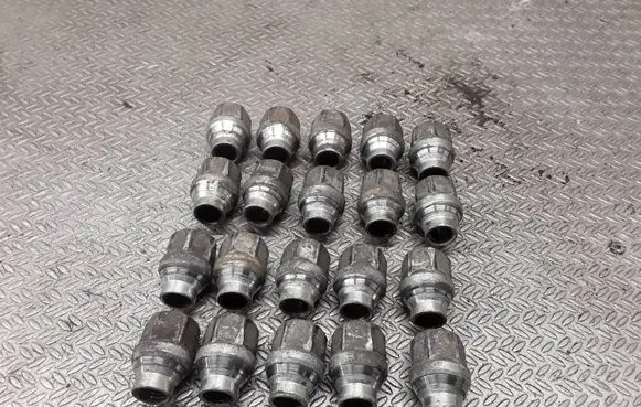 Ford Mondeo MK IV Nuts/bolts