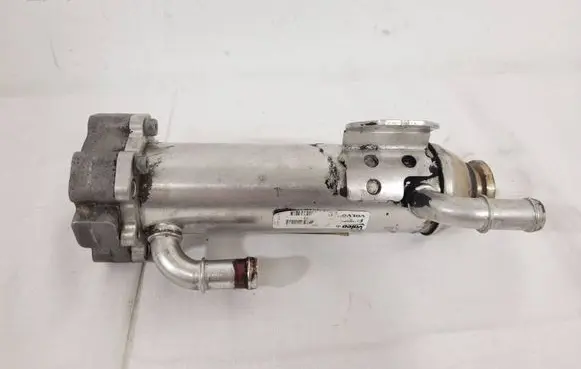 Volvo XC70 EGR valve cooler 880182B