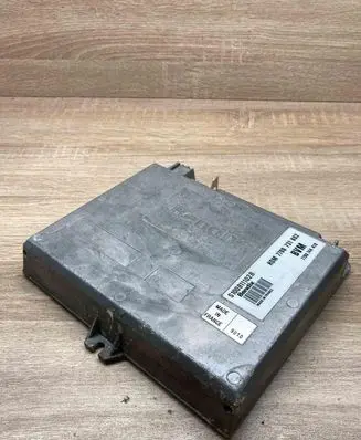 Renault 19 Engine control unit/module ECU HOM7700731802 S100811102B