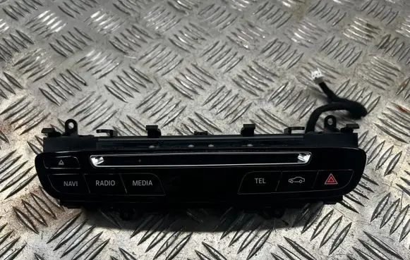 Mercedes-Benz GLC X253 C253 Head unit multimedia control A2059055201 13201802