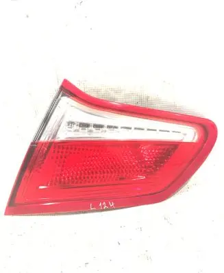 Tailgate rear/tail lights