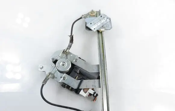 Skoda Octavia Mk1 (1U) Rear door window regulator with motor