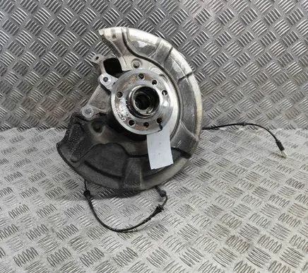 BMW X5 G05 Rear wheel hub 6876653 8091299