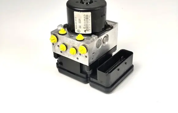 Mercedes-Benz C W204 ABS Pump A2044312012 A2049012500 10021204164