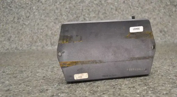 BMW 5 E39 Alarm control unit/module 812044436
