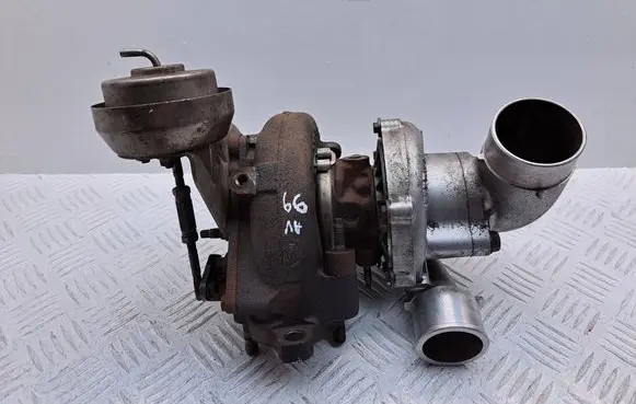 Toyota Avensis T250 Turbo 172010R020 W05011019 0511090045