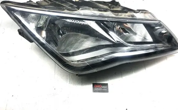 Seat Leon (5F) Headlight/headlamp 5F1941006A 90010799 28700923