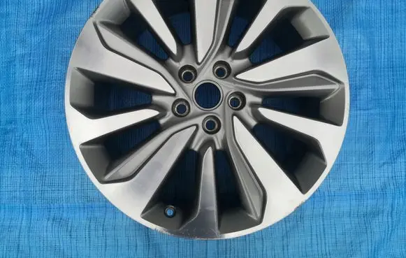Opel Cascada R19 alloy rim 