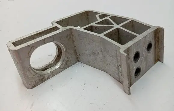 Mercedes-Benz E W238 Radiator mount bracket A2385010100