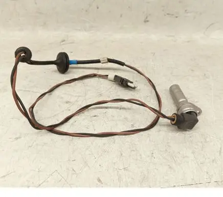 Mercedes-Benz E W124 Rear ABS sensor wiring 0265002021