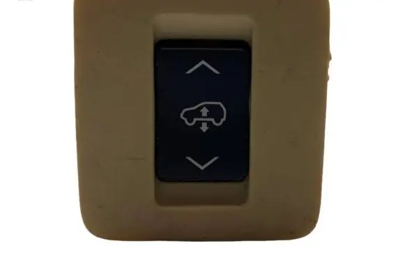 Lexus RX 450H Tailgate/boot open switch button 1074X03