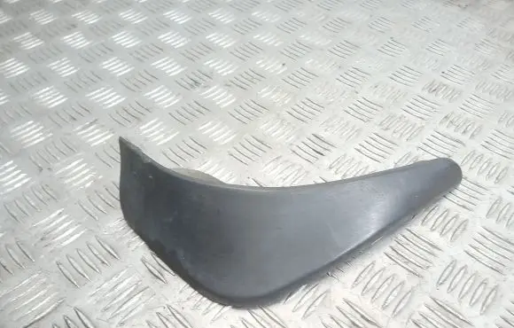 Nissan Qashqai+2 Rear mudguard 