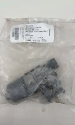 Peugeot 208 Wiper motor 8815497780
