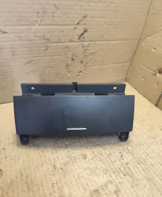 Renault Laguna II Glove box 0450710100