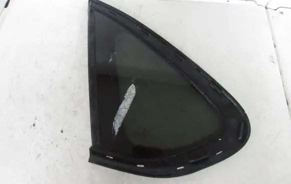 BMW 2 F45 Rear side window 43R000177 E000137 DOT76211232AS3