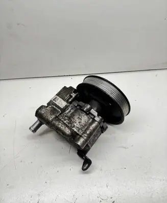 BMW 5 E60 E61 Power steering pump 678084804 63108 7652974109