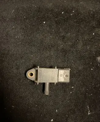 Opel Insignia A Exhaust gas pressure sensor 55566186