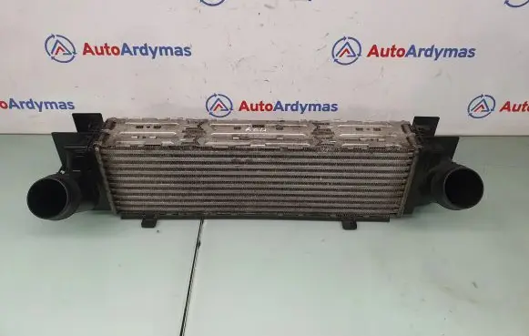 BMW X3 F25 Intercooler radiator 7823570 17517823570