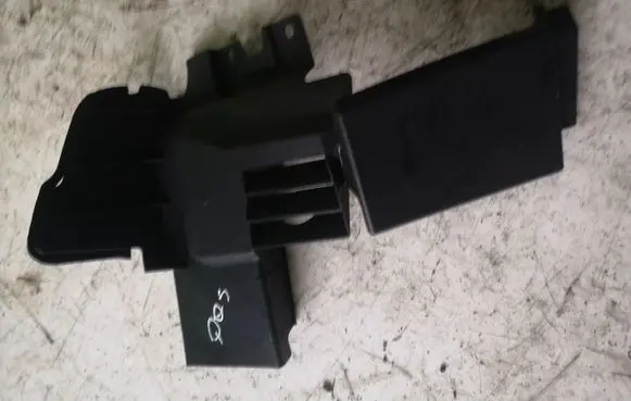 Nissan Qashqai Radiator trim 62822BR30A