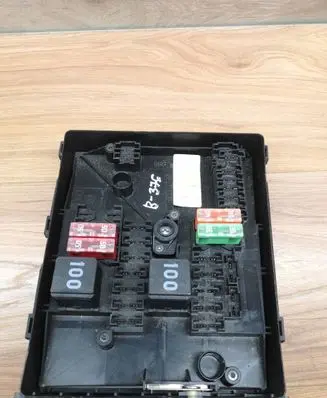 Volkswagen Scirocco Fuse module 1K0937125B 017183072