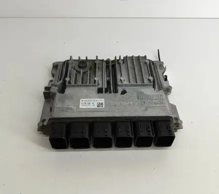 BMW X3 G01 Engine control unit/module 8476038 0281035557