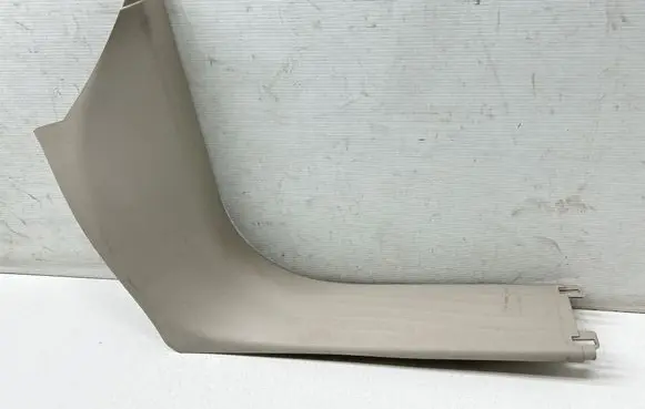 Chrysler Pacifica Front sill trim cover 101855100AYR 5RH88PD2AF