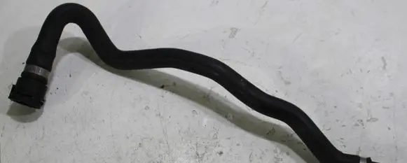 BMW 7 F01 F02 F03 F04 Engine coolant pipe/hose