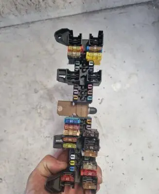 Mercedes-Benz Vito Viano W639 Fuse module A6395400018