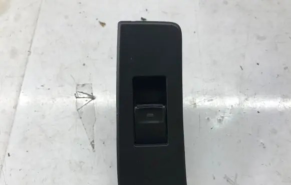 Toyota Verso Electric window control switch 742710F010B0 742710F010