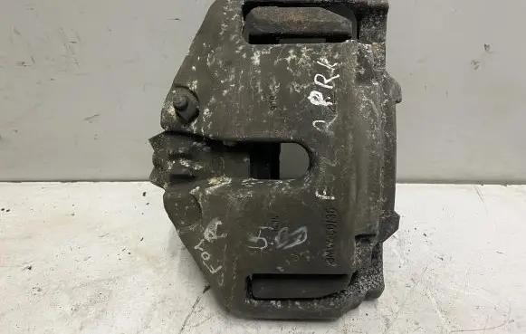 BMW 7 F01 F02 F03 F04 Front brake caliper 6036