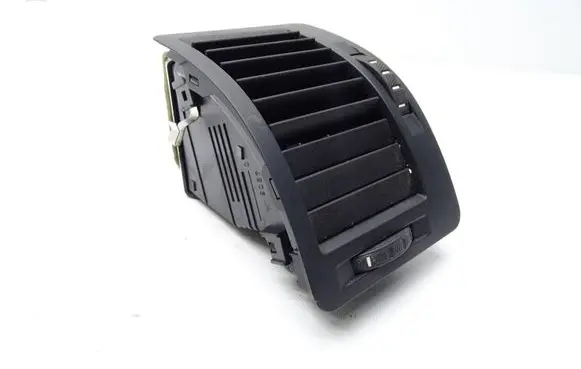 Skoda Octavia Mk2 (1Z) Dashboard side air vent grill/cover trim 1Z0819701A
