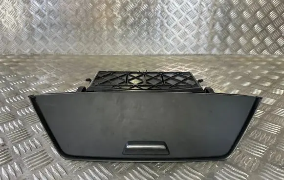 BMW X1 E84 Glove box central console 2991263